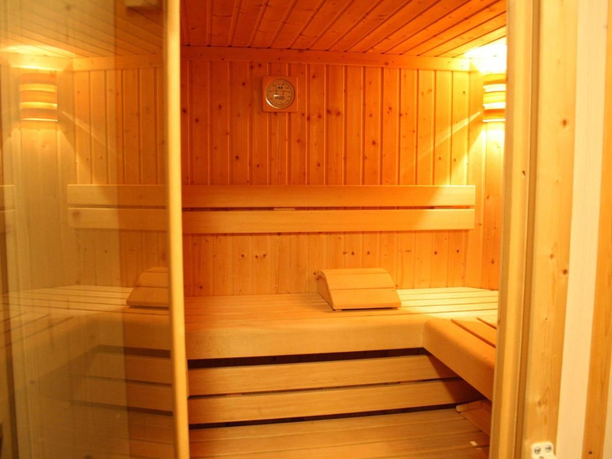 Spacious Chalet In Flachau With Sauna Luaran gambar
